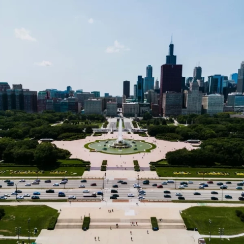 CWE Tours Buckingham Fountain Chicago