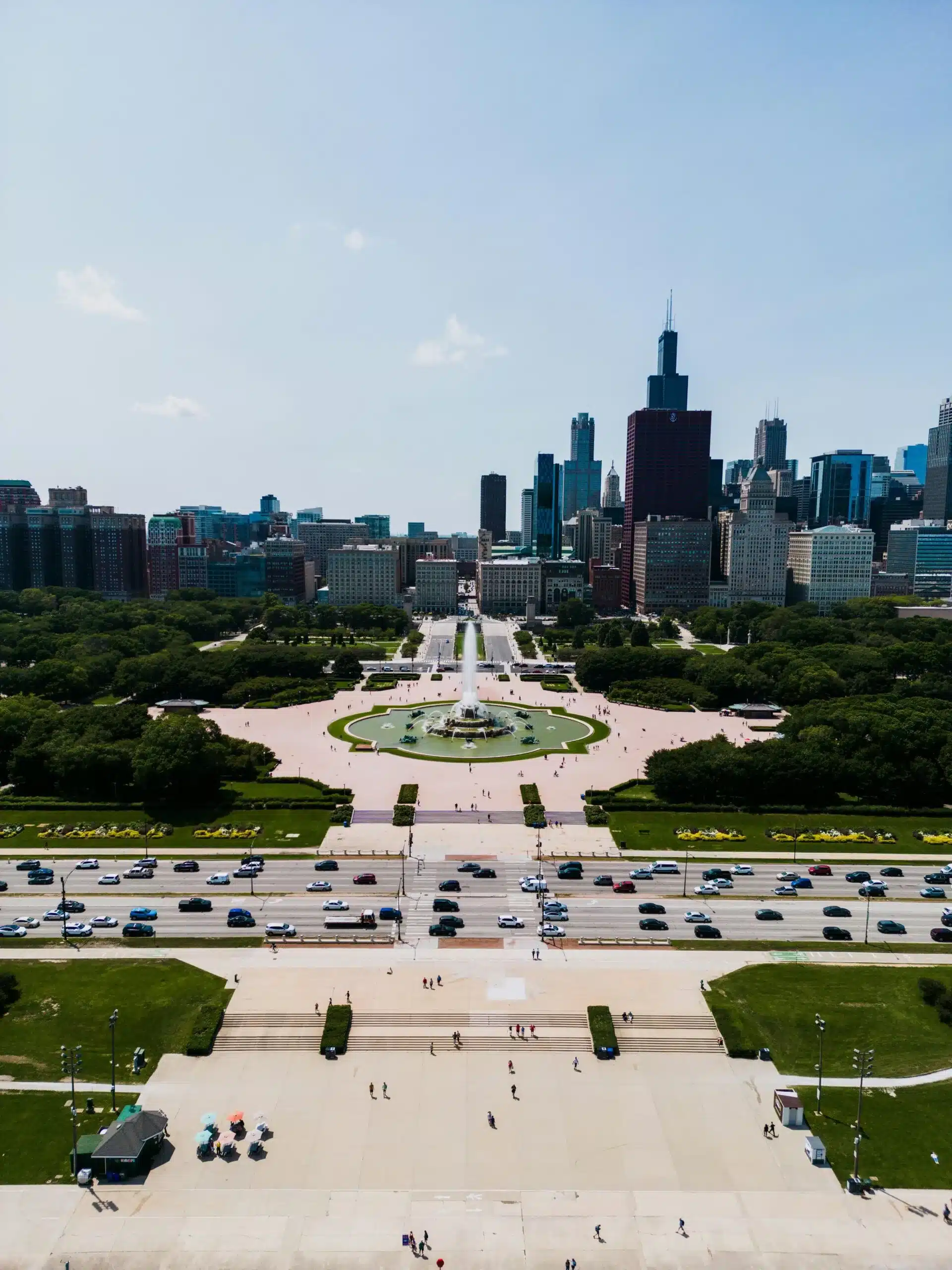 CWE Tours Buckingham Fountain Chicago